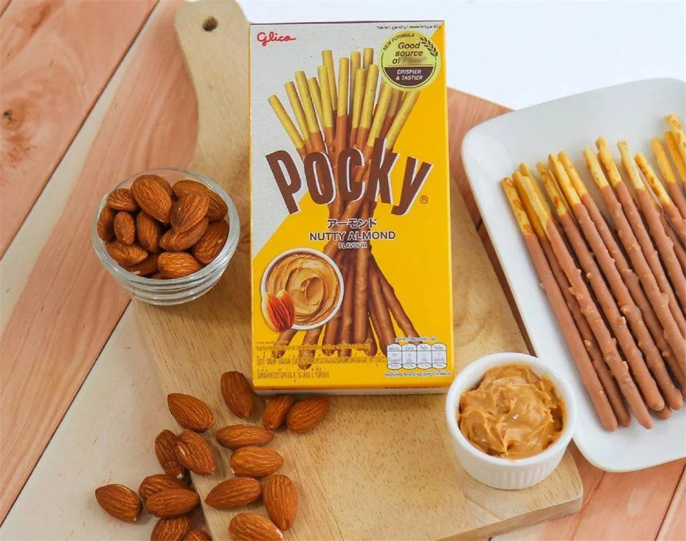 Pocky Nutty Almond Cream Sticks 39GM